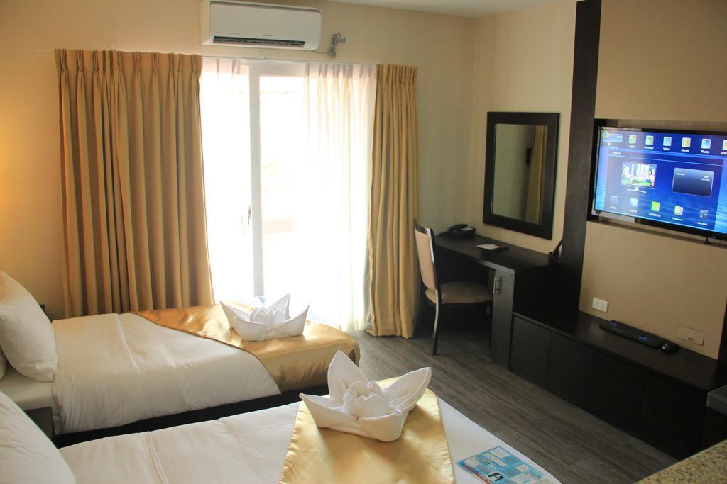 Sun Plaza Subic Hotel Olongapo Camera foto