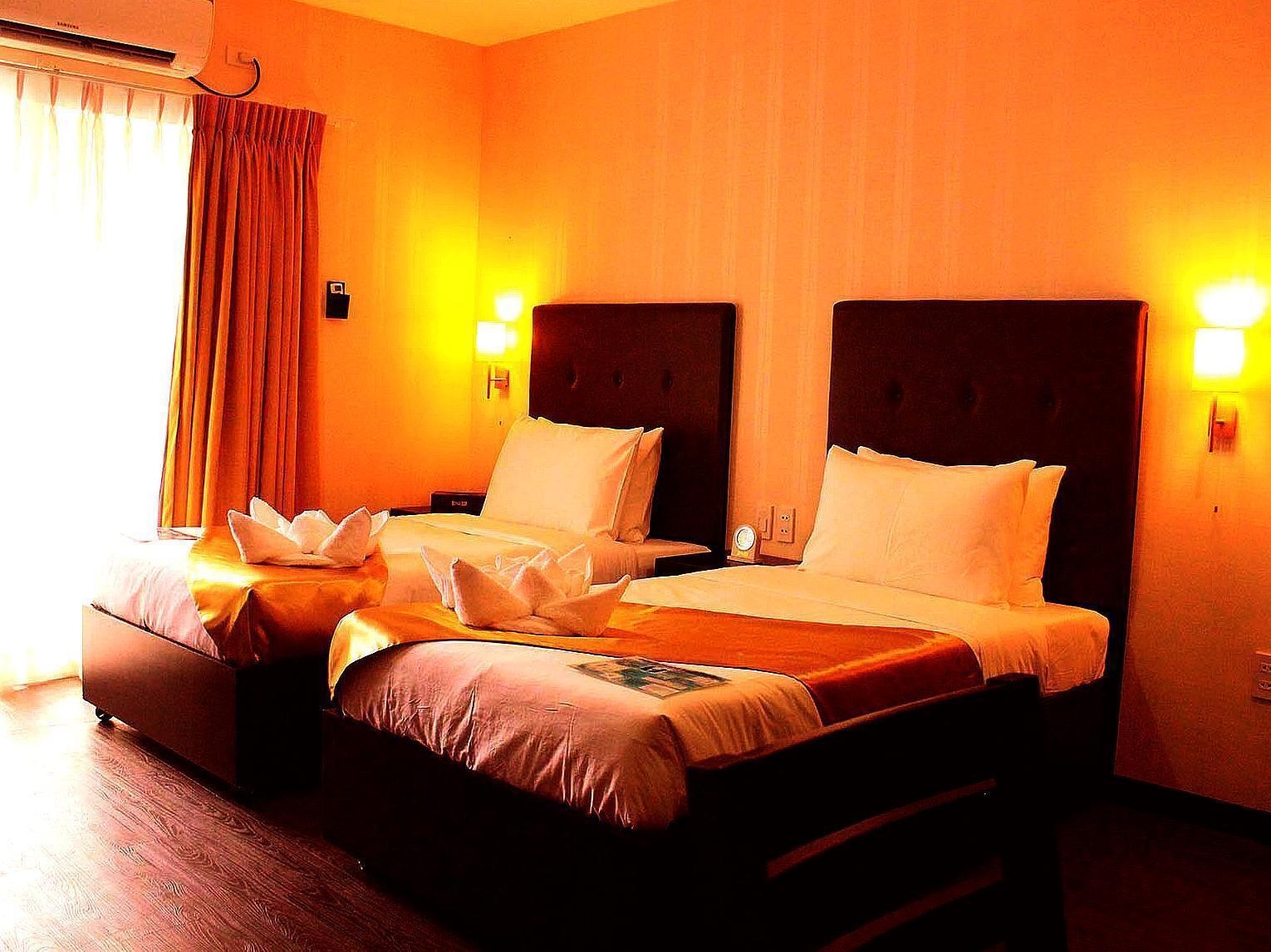 Sun Plaza Subic Hotel Olongapo Esterno foto