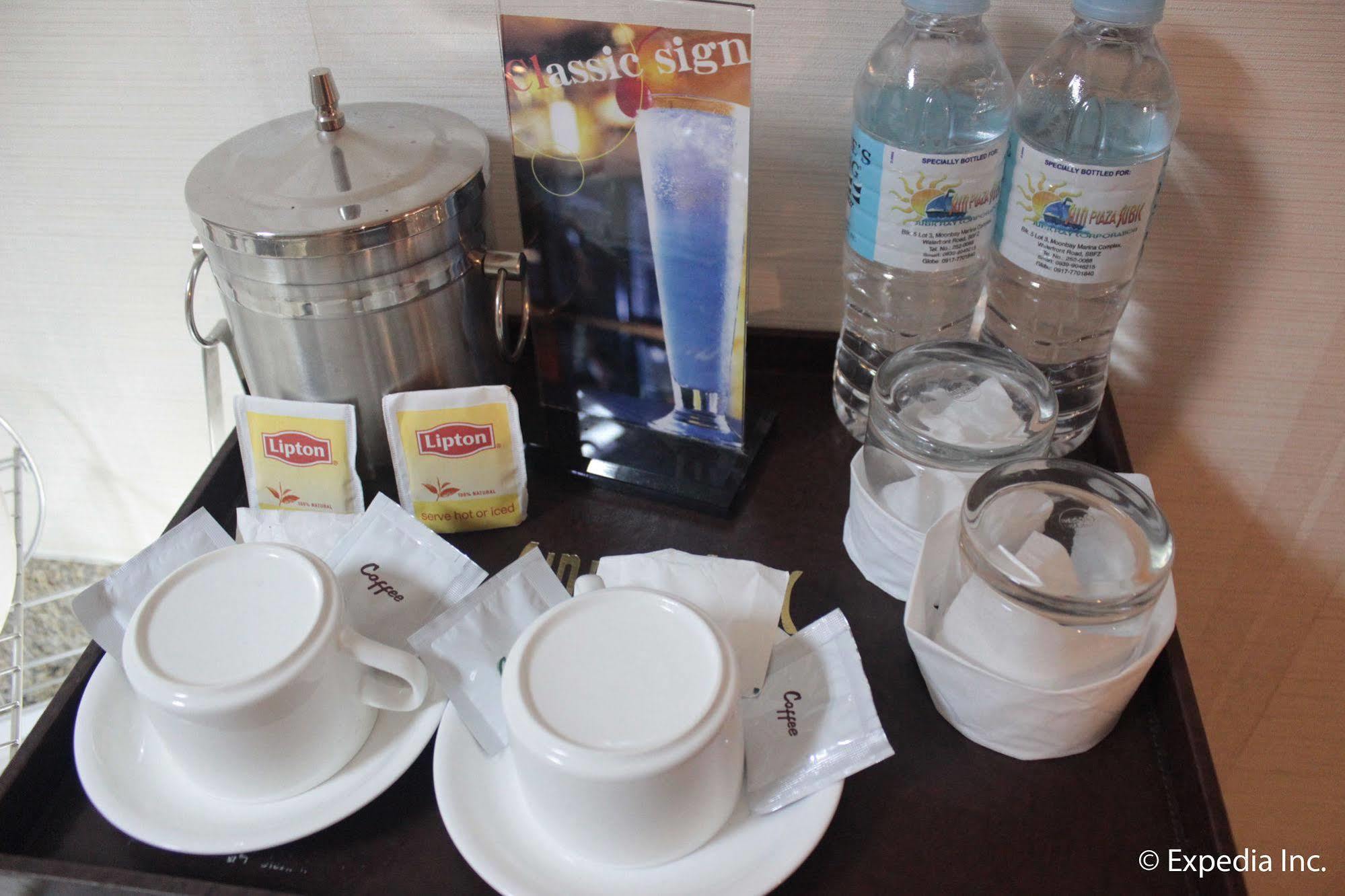 Sun Plaza Subic Hotel Olongapo Esterno foto